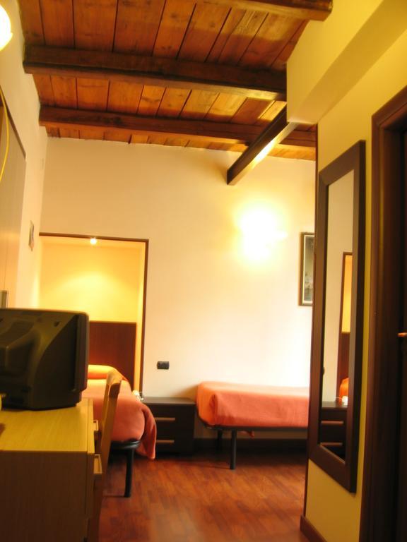 Duomo Apartments נאפולי מראה חיצוני תמונה